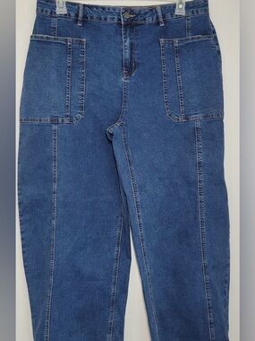 Evaless barrel Jeans in Dark Blue Size 18 Like New